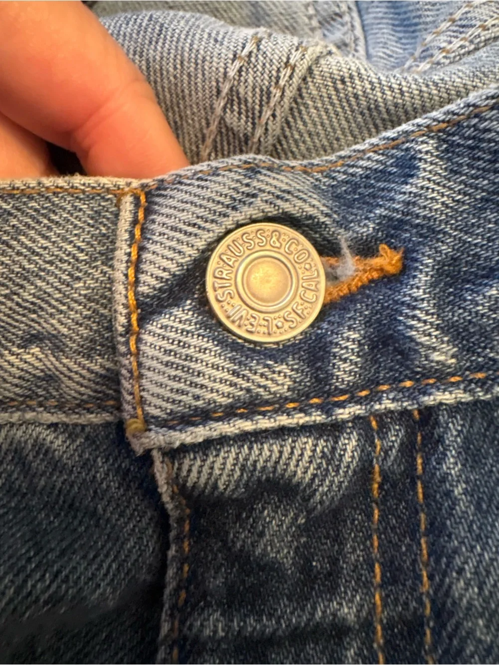 Vintage Levi’s 550 Relaxed Fit Jeans 40x32 Made USA 100% Cotton